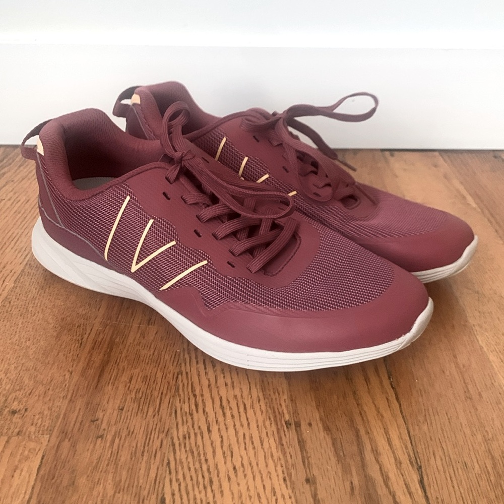 Vionic Audie Athletic Sneakers tennis shoes size 8